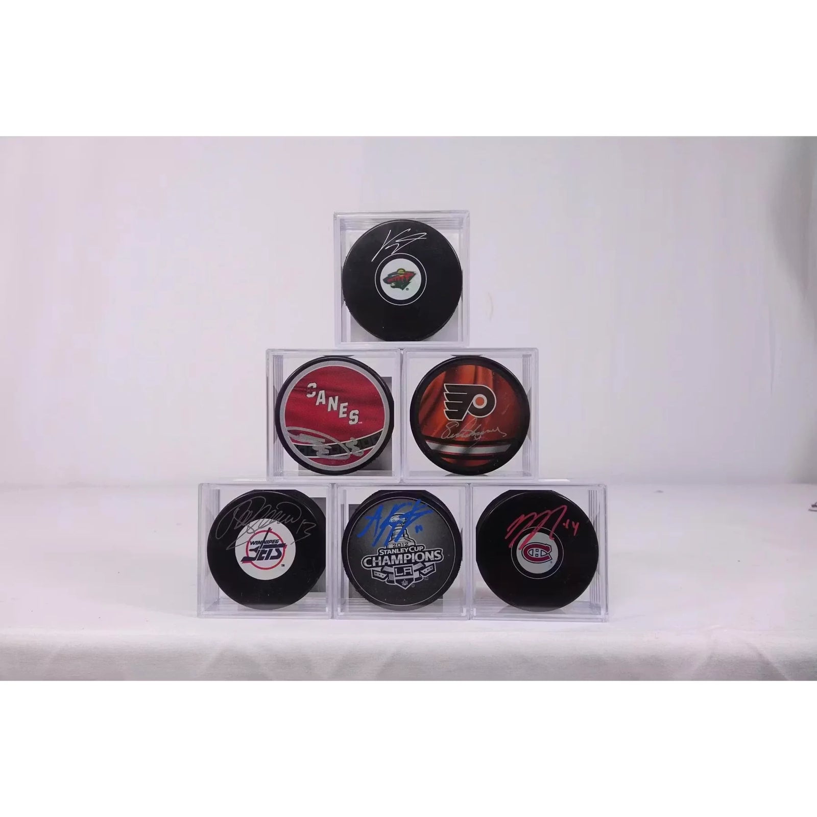 2025-26 Hit Parade Autographed Hockey Puck Series 14 Hobby Box - FROZEN DOZEN Edition