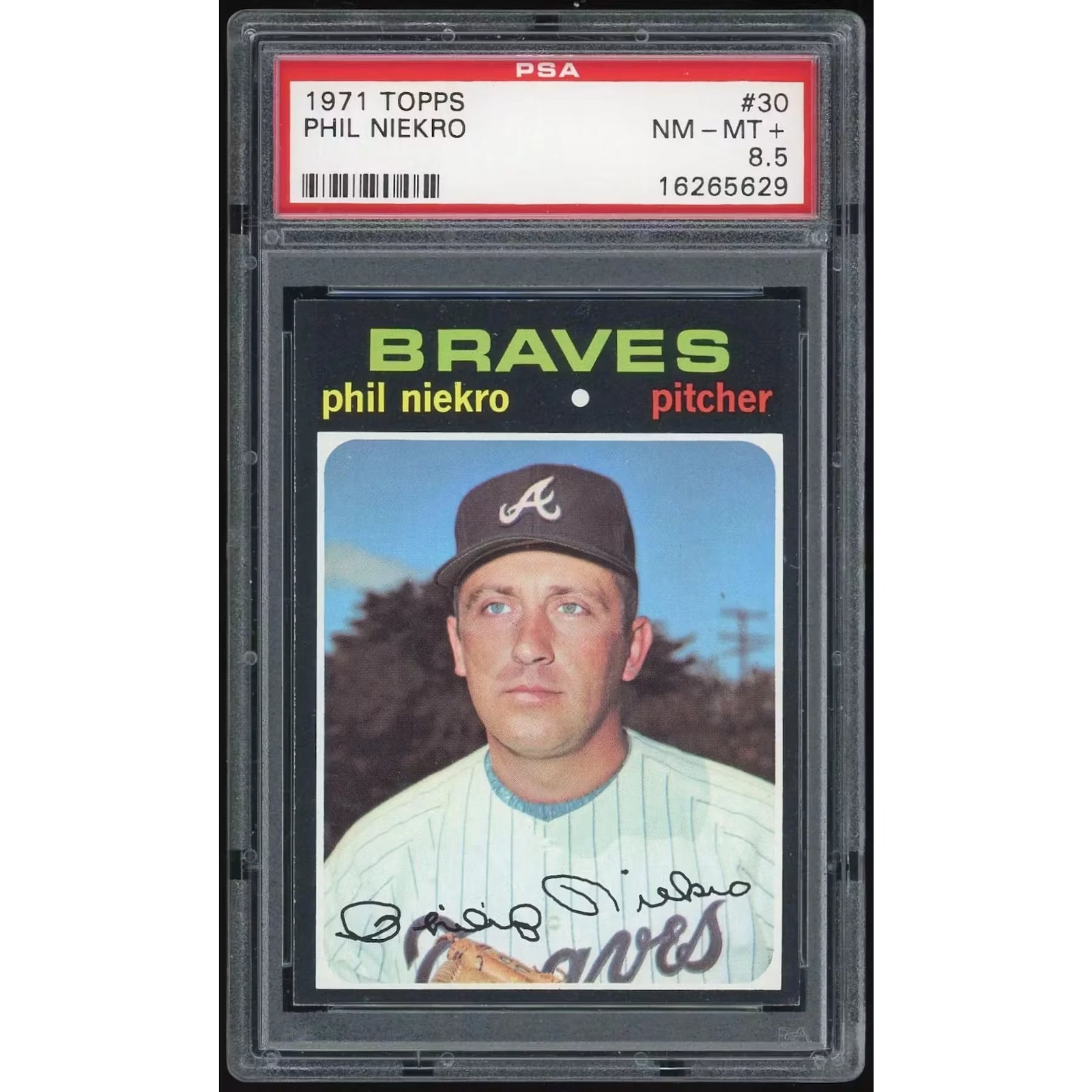 Phil Niekro 1971 Topps #30 Baseball Card | PSA 8.5
