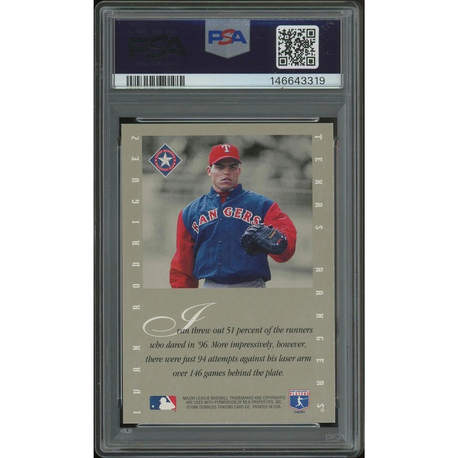 Ivan Rodriguez Signed 1996 Leaf Signature Baseball Card | PSA 9 Mint