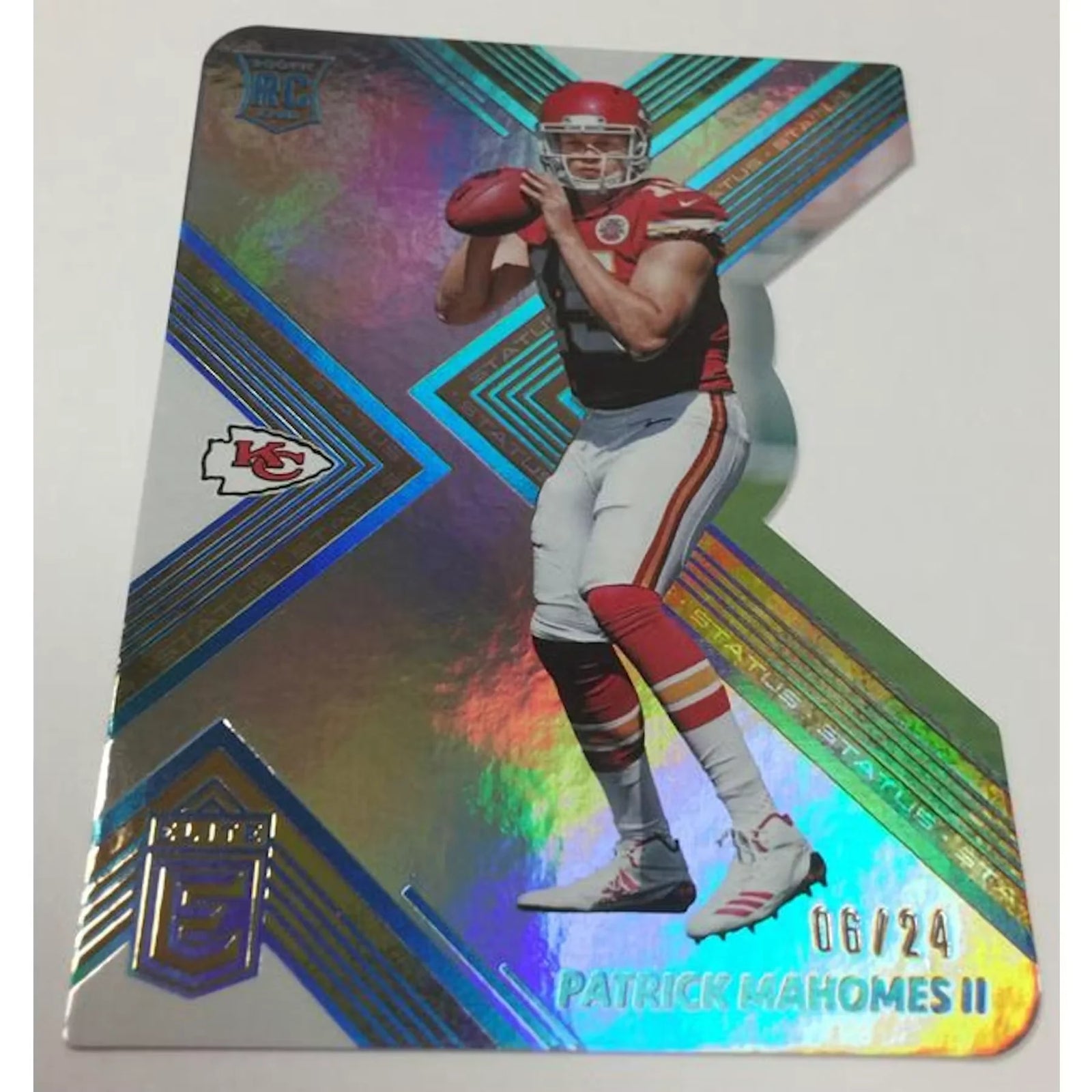 2017 Panini Donruss Elite Football Hobby Box | Mahomes Rookie (Ships Sealed Only)