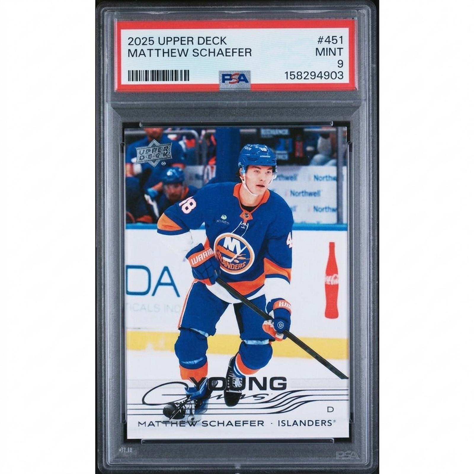 Matthew Schaefer 2025-26 Upper Deck Series 2 Young Guns #451 | PSA 9