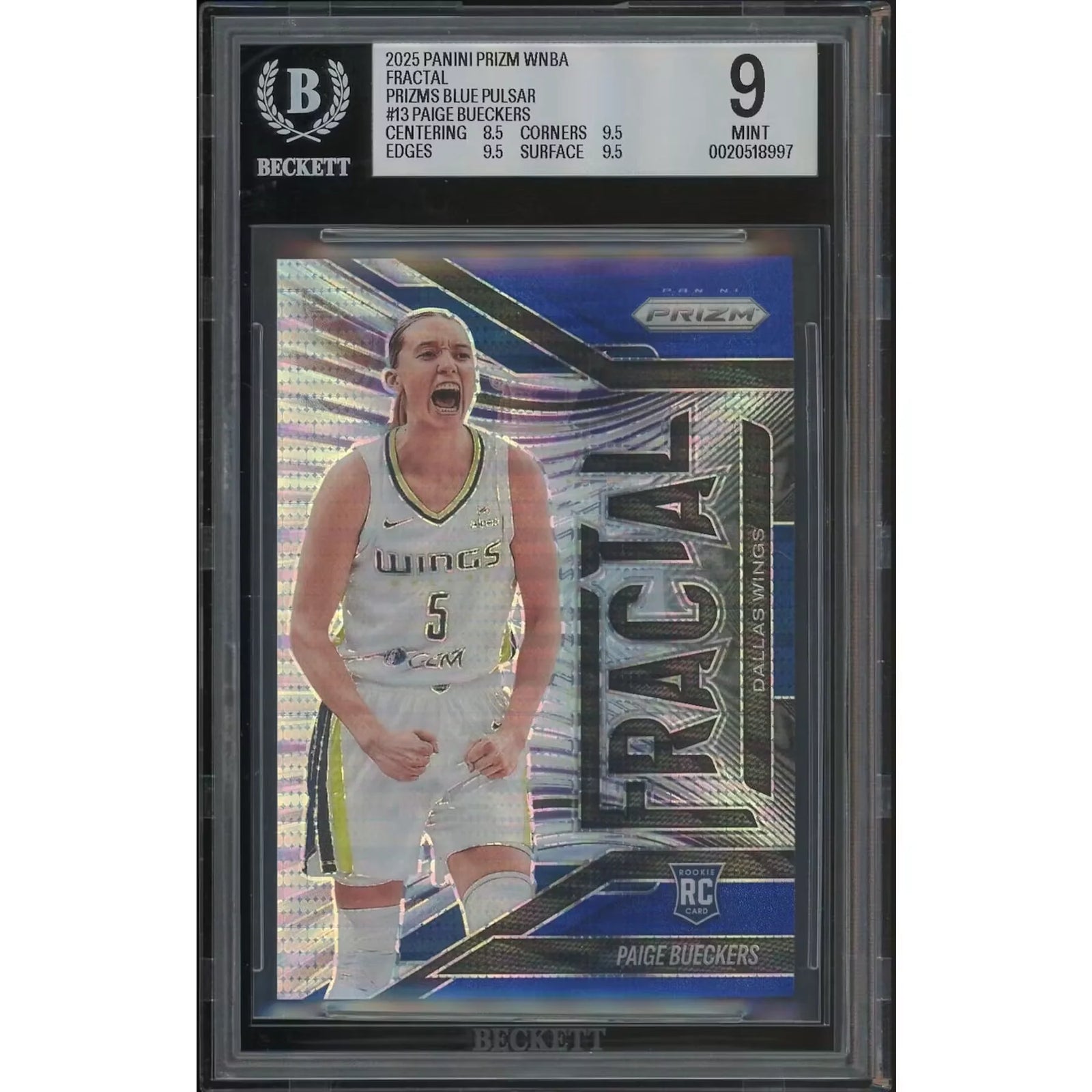 Paige Bueckers 2025 Panini Prizm WNBA Rookie Card | Blue Pulsar Fractal #061/199