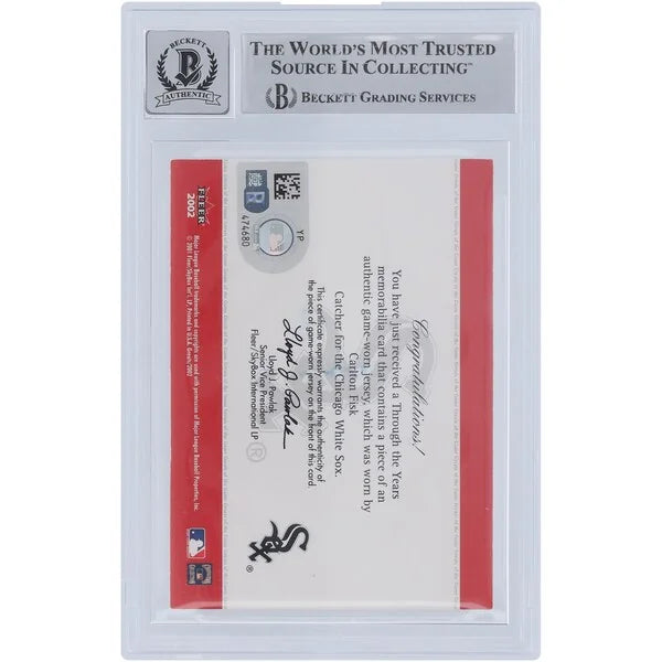 Carlton Fisk Signed 2002 Fleer Greats of the Game Card | Beckett Grade 10