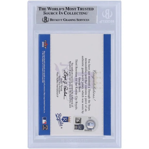 George Brett Signed 2002 Fleer Greats of the Game #4 Card | Beckett Authenticated
