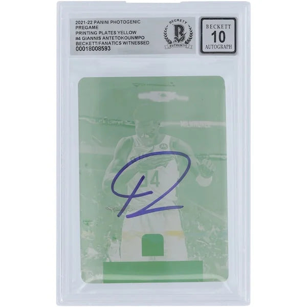 Giannis Antetokounmpo Signed 2021-22 Panini Photogenic Yellow Printing Plate | 1/1 Beckett