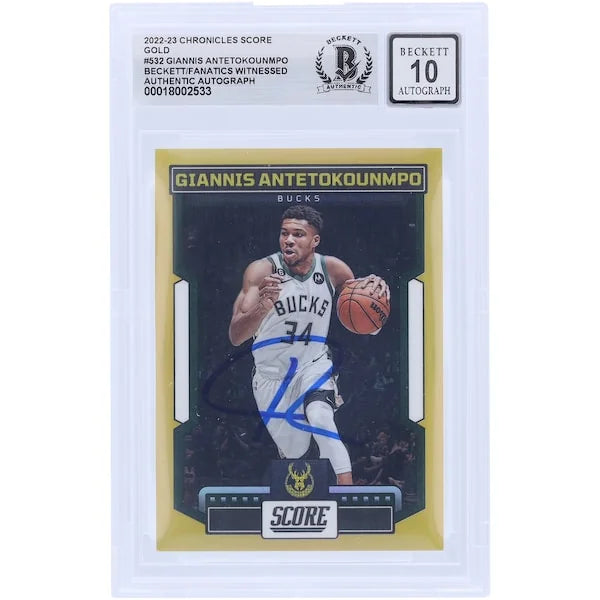 Giannis Antetokounmpo Signed 2022-23 Panini Chronicles Score Gold Card | Beckett 10