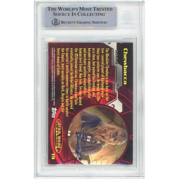 Peter Mayhew Signed 2001 Topps Evolution #19 Card | Chewbacca Inscription