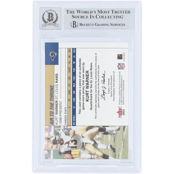 Kurt Warner Signed 2002 Fleer Showcase Air To The Throne Relic Card | Beckett Authenticate