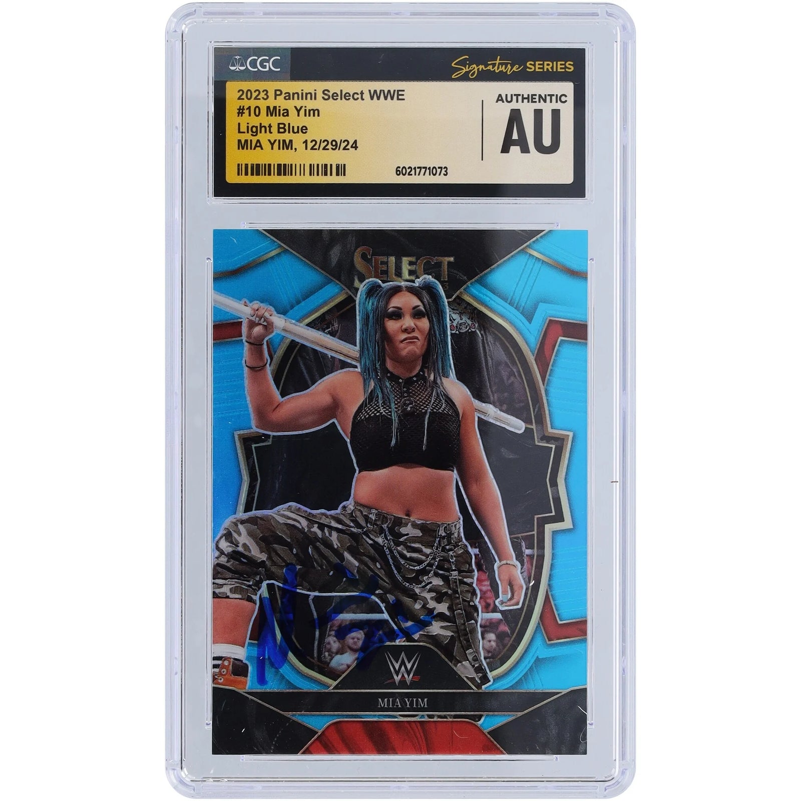 Mia Yim Signed 2023 Panini Select Light Blue Prizm #10 | #/249