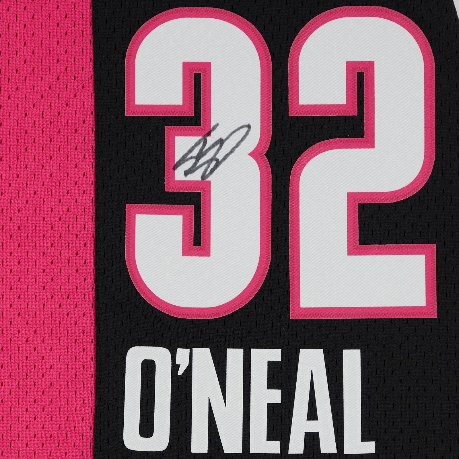 Shaquille O'Neal Miami Heat Fanatics Authentic Autographed Mitchell & Ness Alternate 2005 - 06 Swingman Jersey - The Ballers Bank