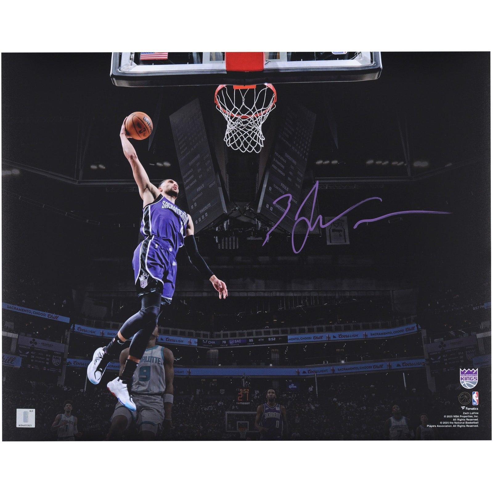 Zach LaVine Sacramento Kings Autographed Fanatics Authentic 16" x 20" Dunking Spotlight Photograph - The Ballers Bank